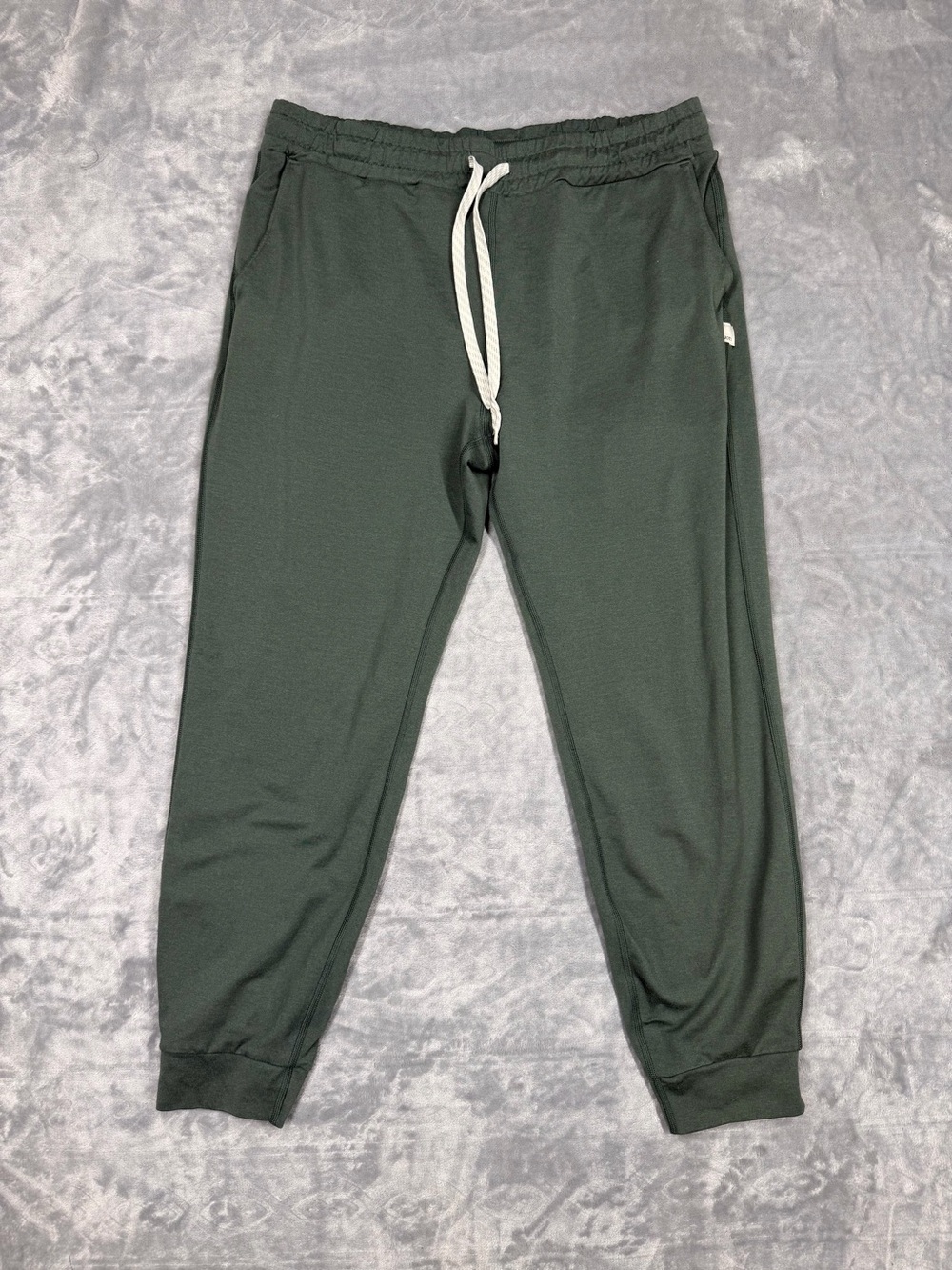 Vuori Forest Green Women's Jogger Pants